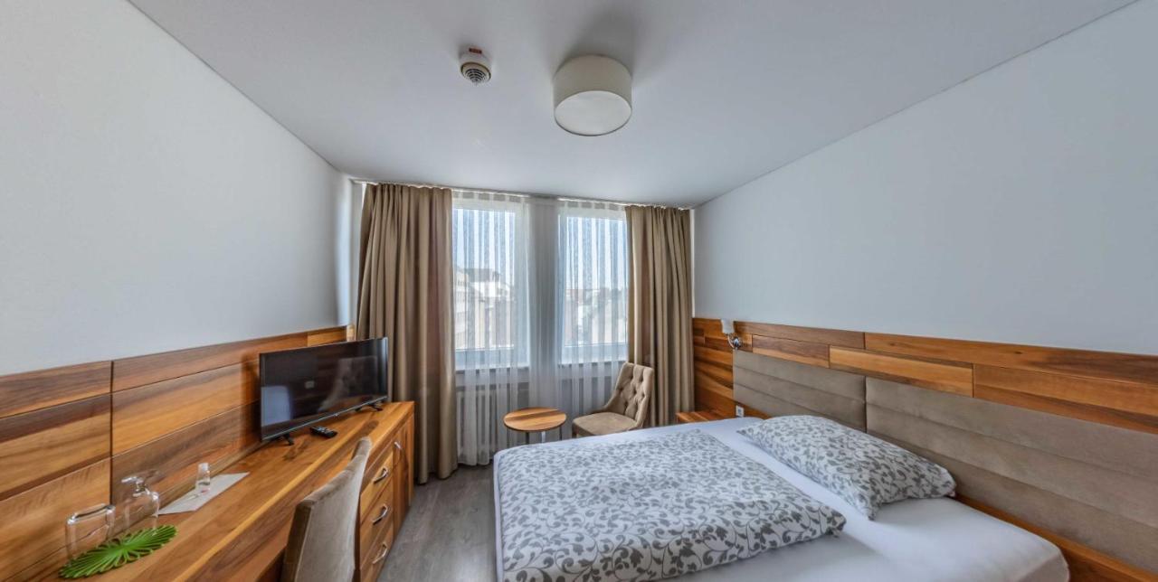 Bayrischer Hof Krefeld Luaran gambar