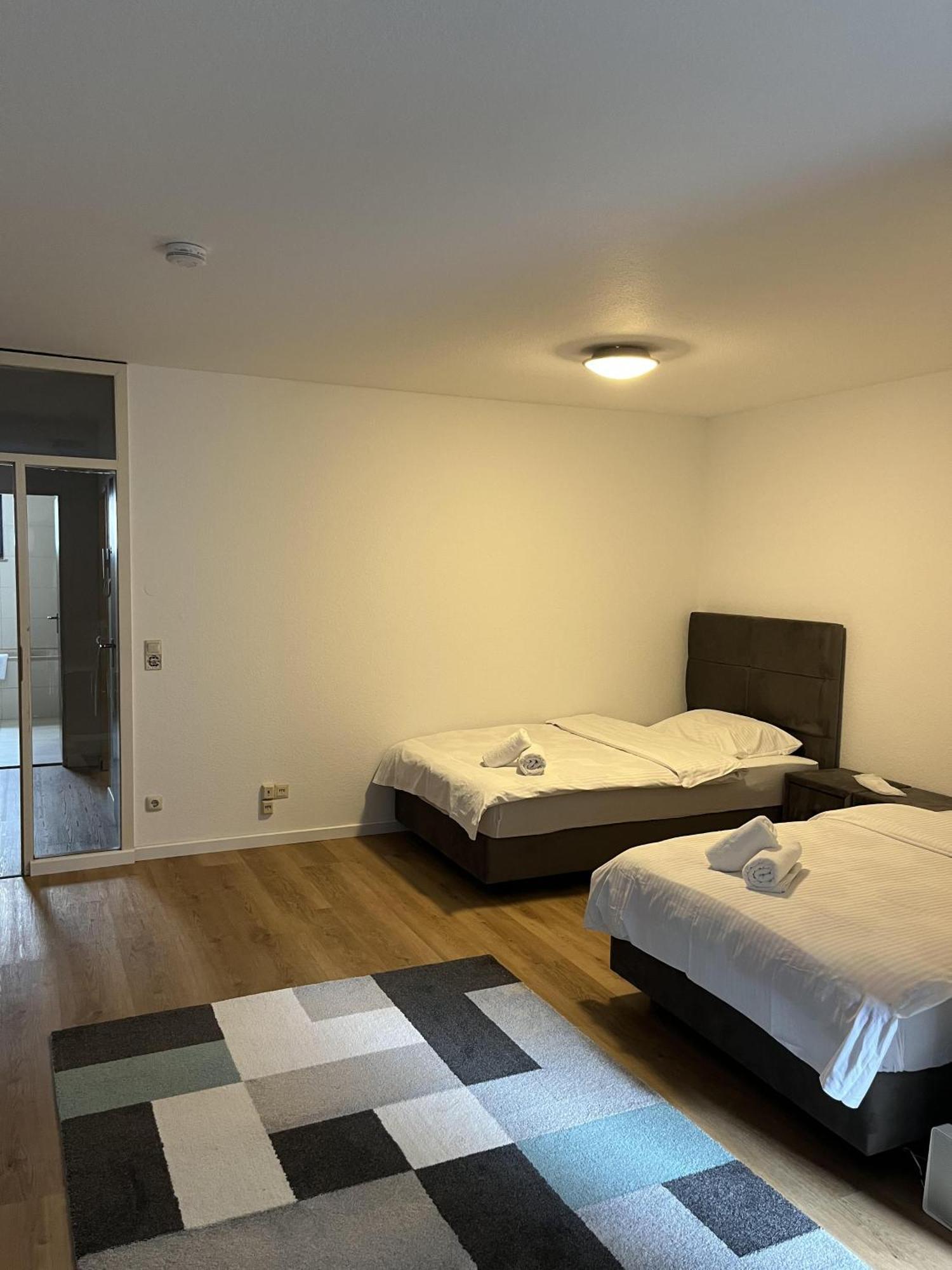 Bayrischer Hof Krefeld Bilik gambar