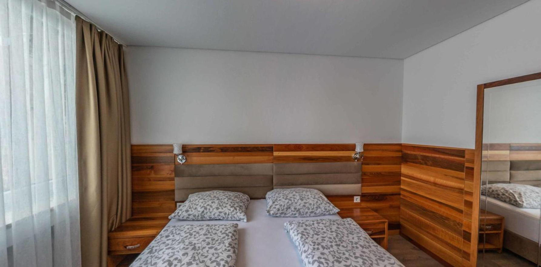 Bayrischer Hof Krefeld Bilik gambar
